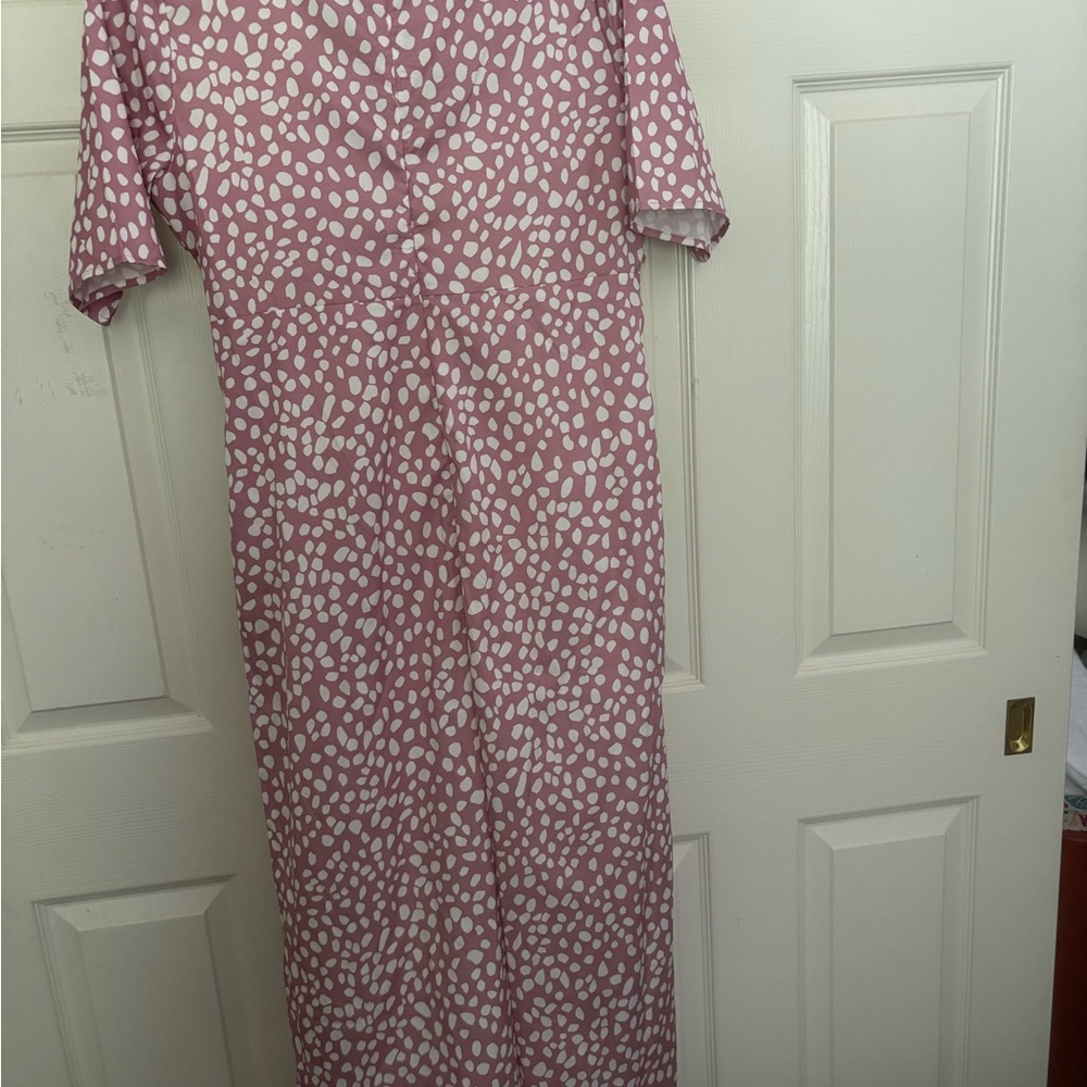 Chic Pink Patterned Jumpsuit - image 3
